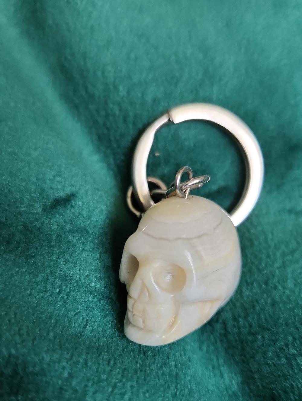Skull Keychain,  NaturalCrazy Lace Agate Skull With Silver Tone Alloy Chain Ring